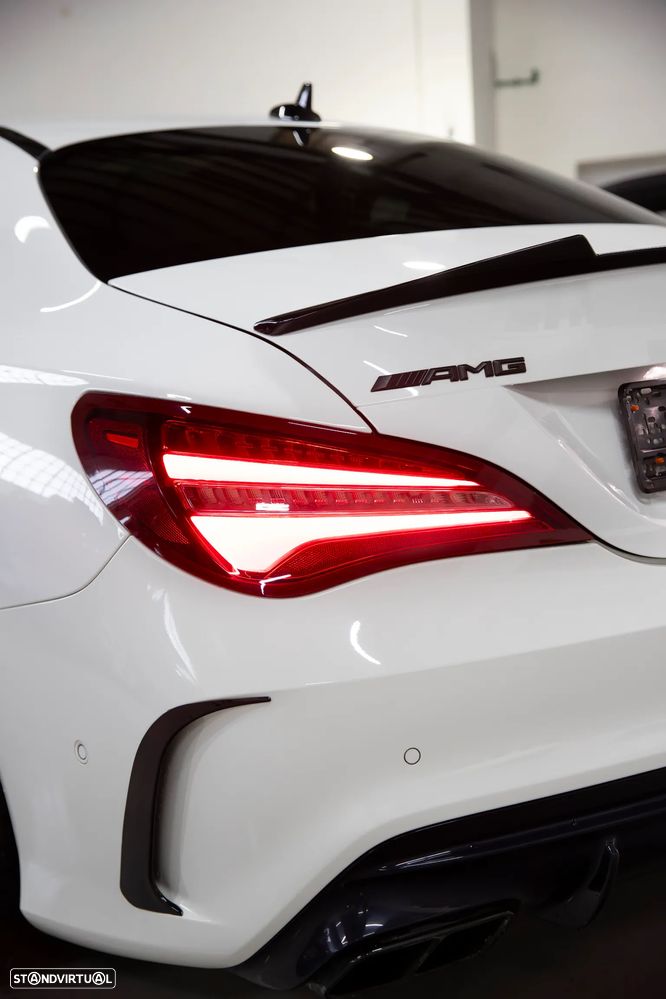 Mercedes-Benz CLA 45 AMG 4Matic Speedshift DCT 7G Night Edition - 6