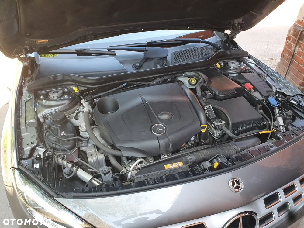 Mercedes-Benz GLA 200 d 7G-DCT Activity Edition - 25