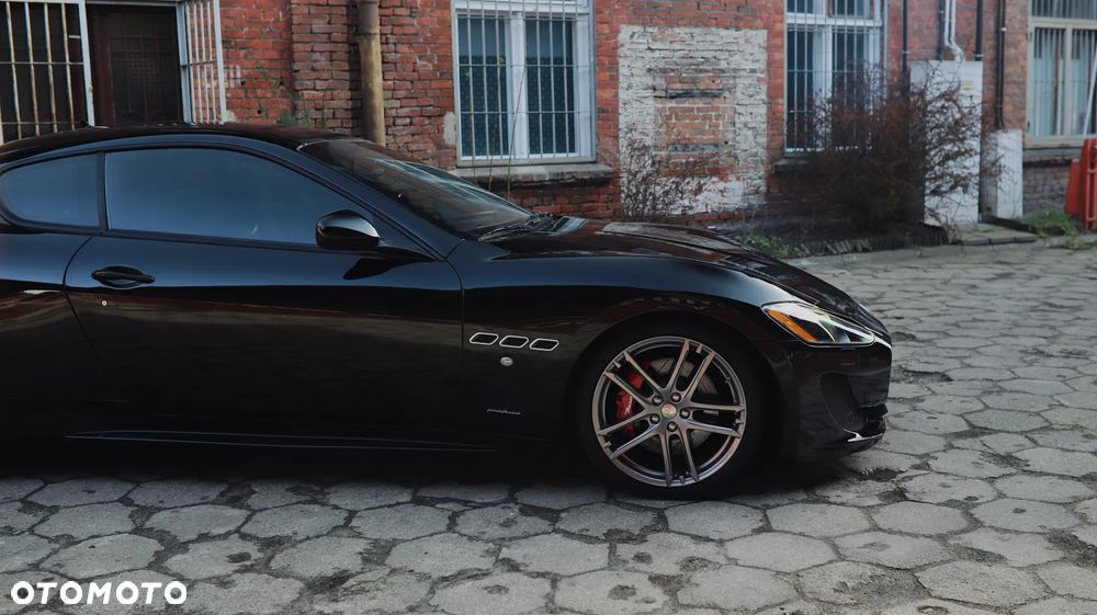 Maserati GranTurismo Sport - 8