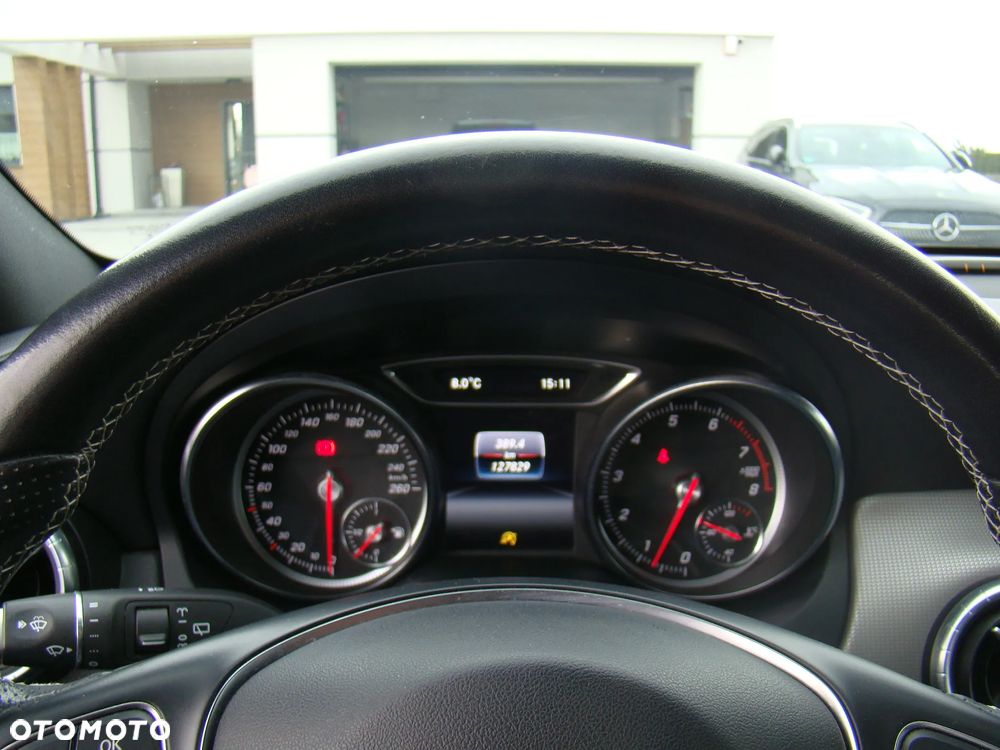 Mercedes-Benz CLA - 27