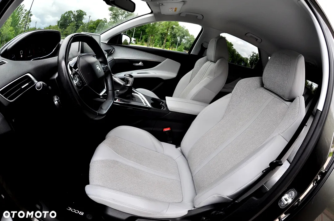 Peugeot 3008 1.6 BlueHDi Allure S&S - 16
