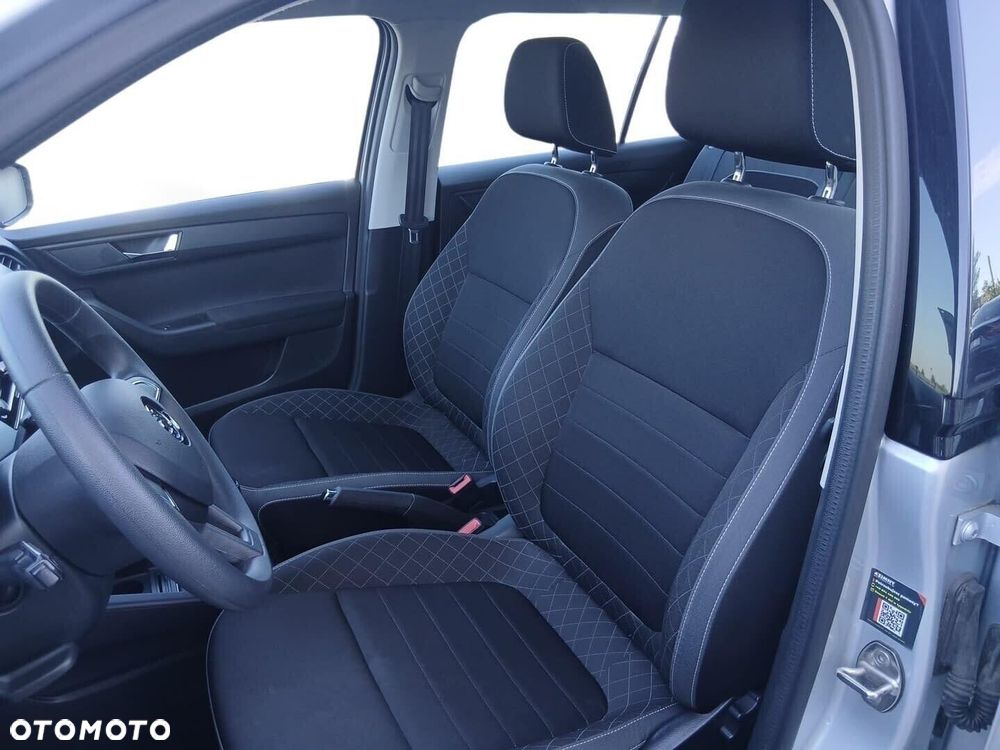 Skoda Fabia 1.0 TSI Ambition - 8