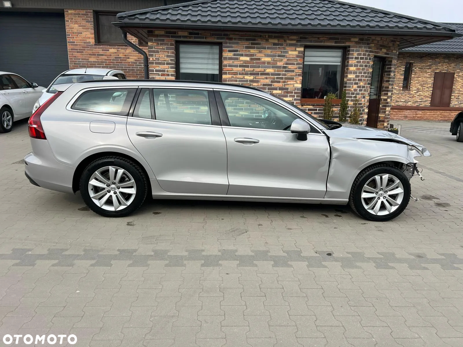 Volvo V60 B3 B DKG Core - 4