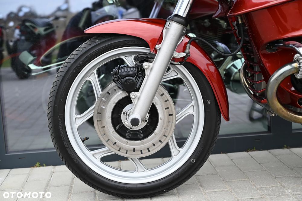 BMW R - 12