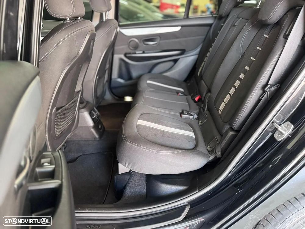 BMW 216 Gran Tourer d 7L Line Sport - 7