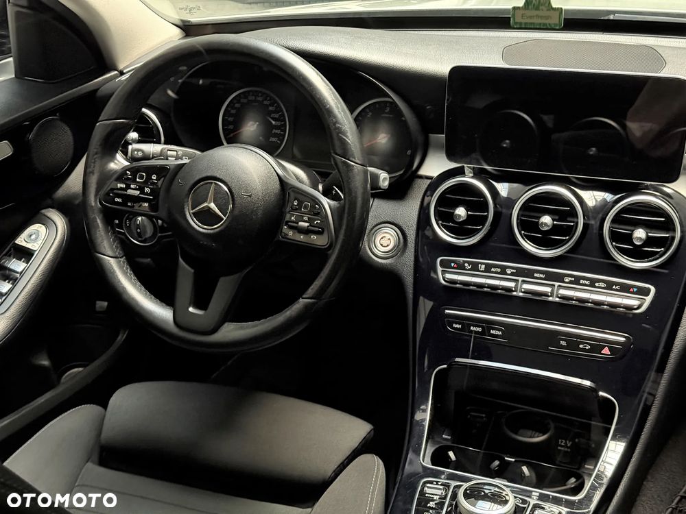 Mercedes-Benz Klasa C 200 d 9G-TRONIC - 12