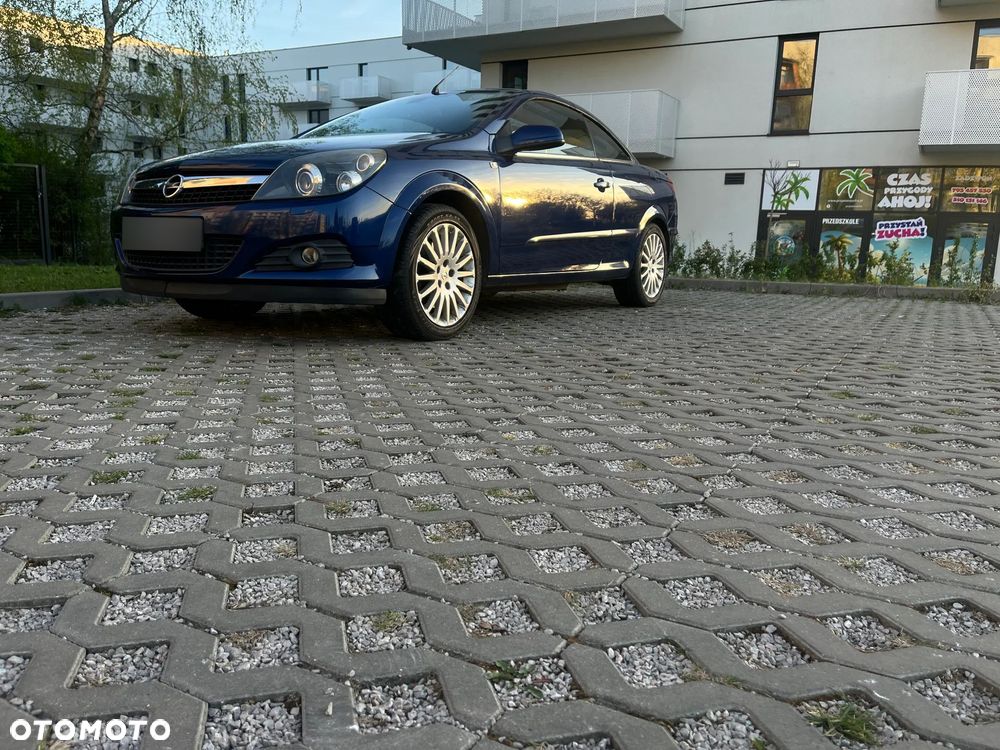 Opel Astra 2.0 Turbo Cosmo - 24