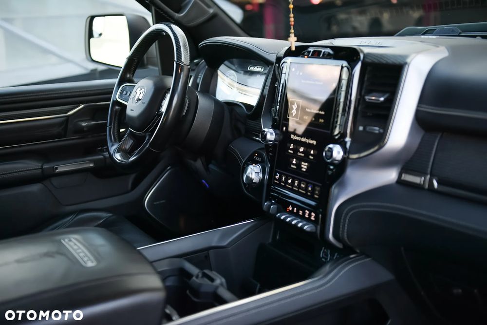 RAM 1500 5.7 Crew Cab Limited - 17
