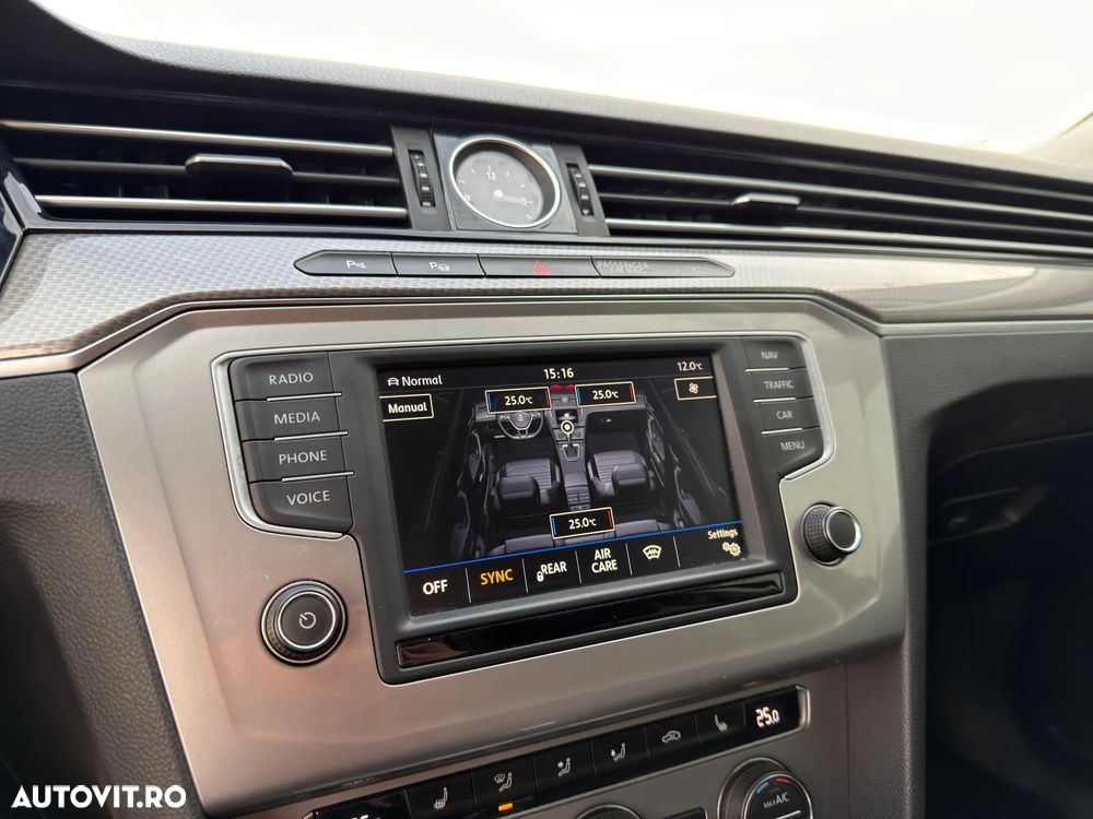 Volkswagen Passat Alltrack 2.0 TDI DSG 4Motion - 26