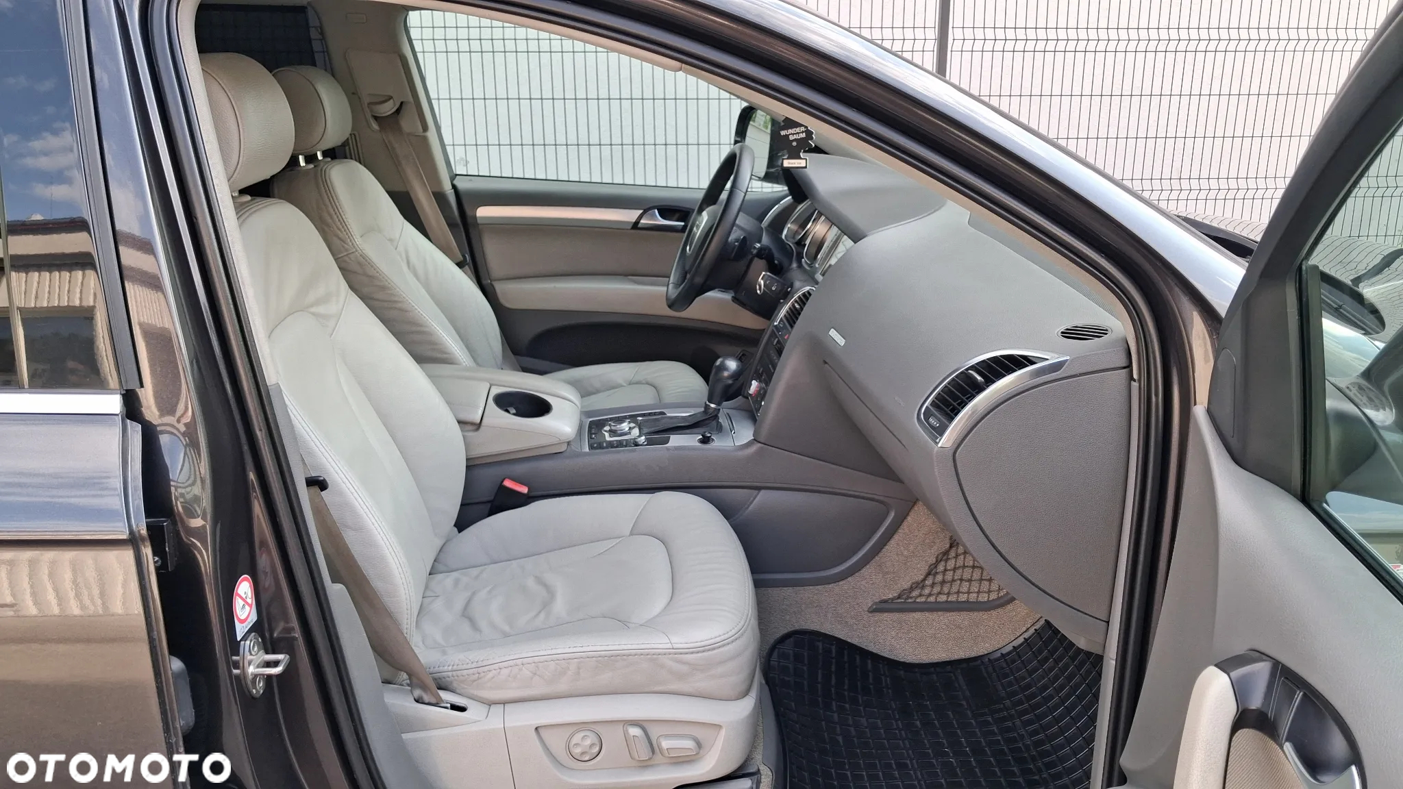Audi Q7 - 9