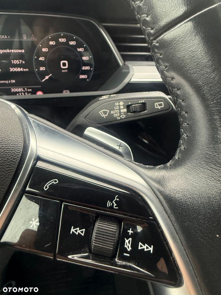 Audi e-tron 50 Quattro S Line - 29
