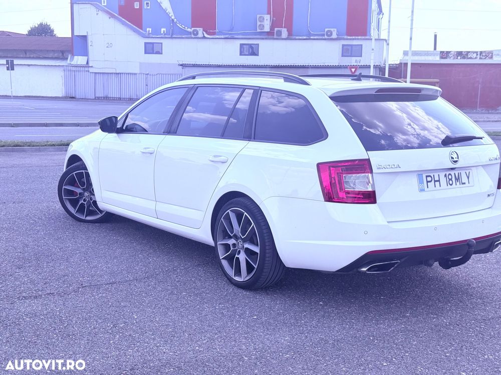 Skoda Octavia 2.0 TDI RS DSG - 7