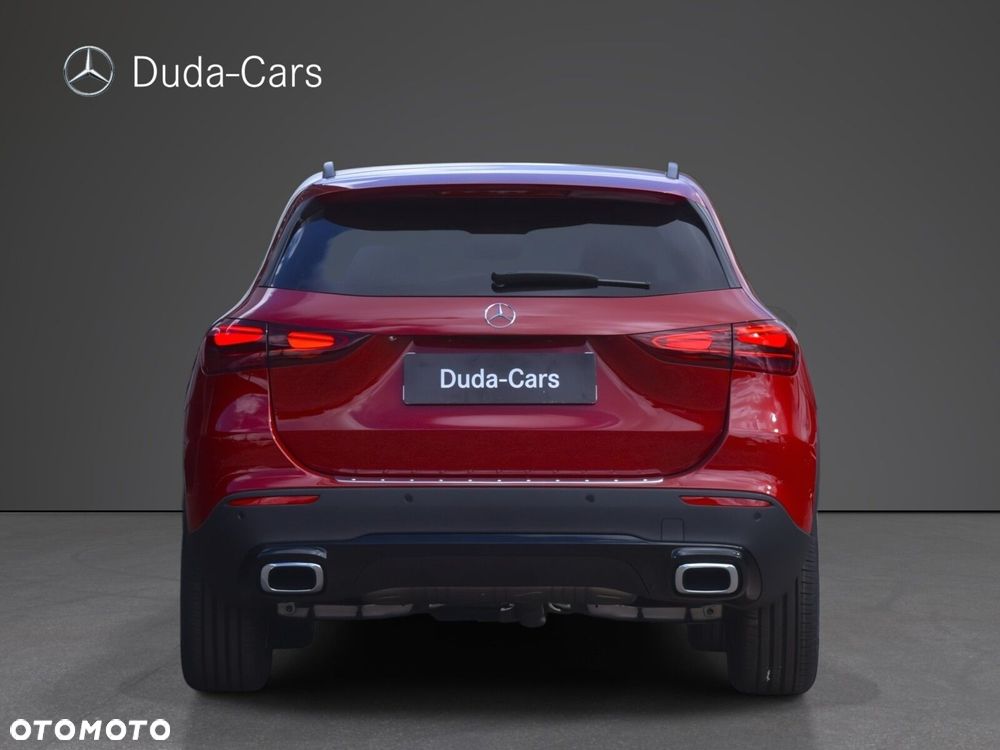 Mercedes-Benz GLA - 6