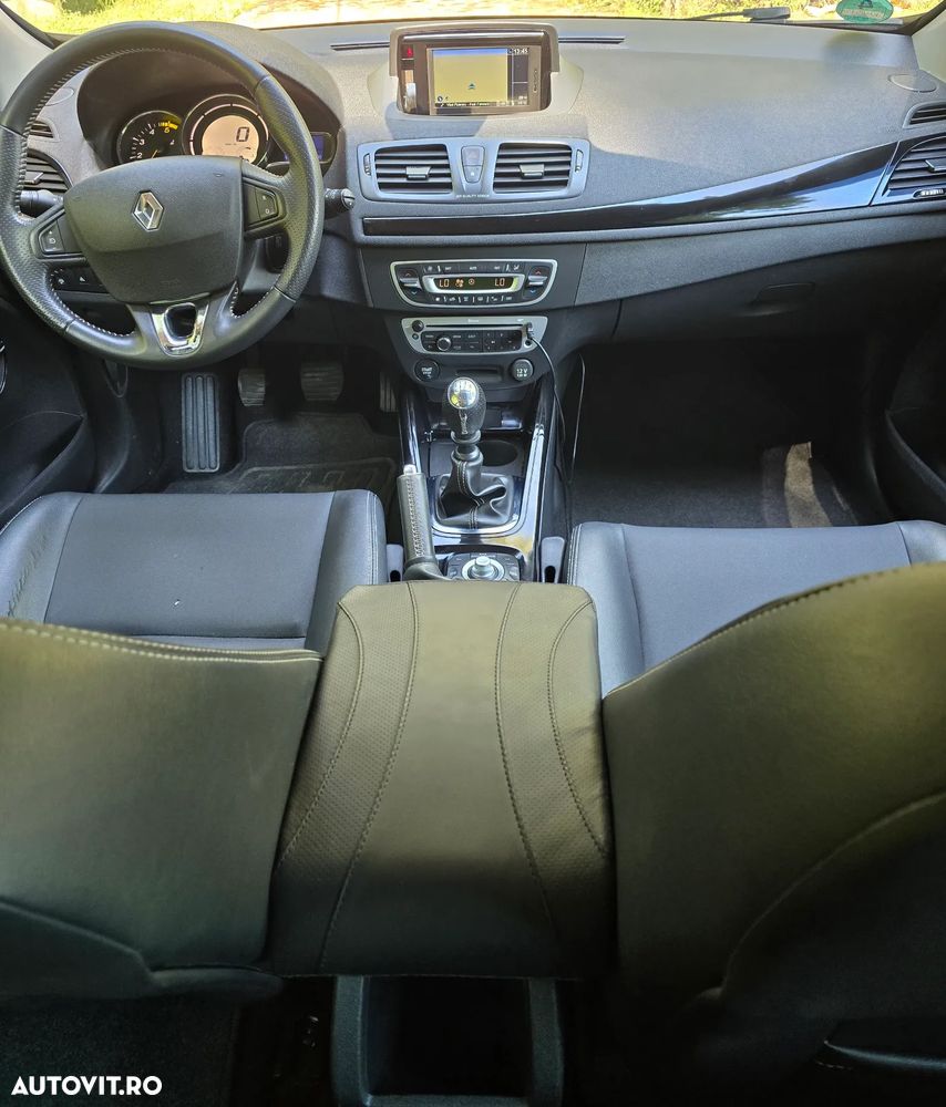Renault Megane ENERGY dCi 130 Start & Stop Bose Edition - 5