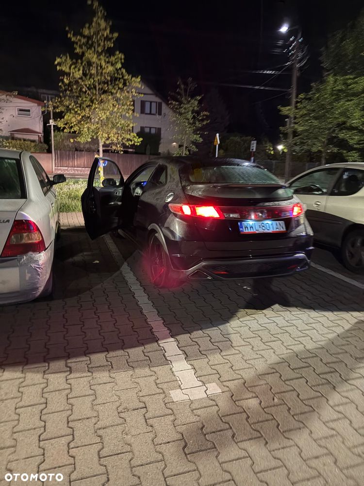 Honda Civic 1.8 TypeS - 3