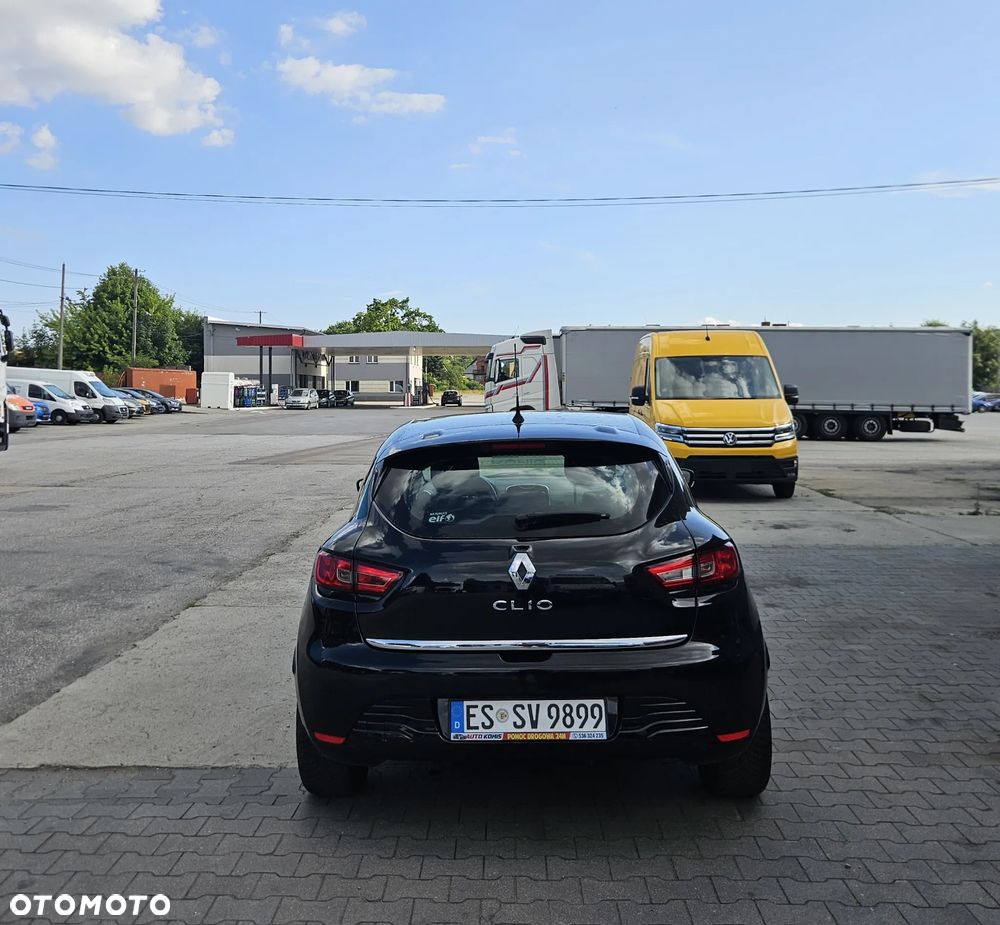 Renault Clio 1.2 16V 75 LIMITED - 5