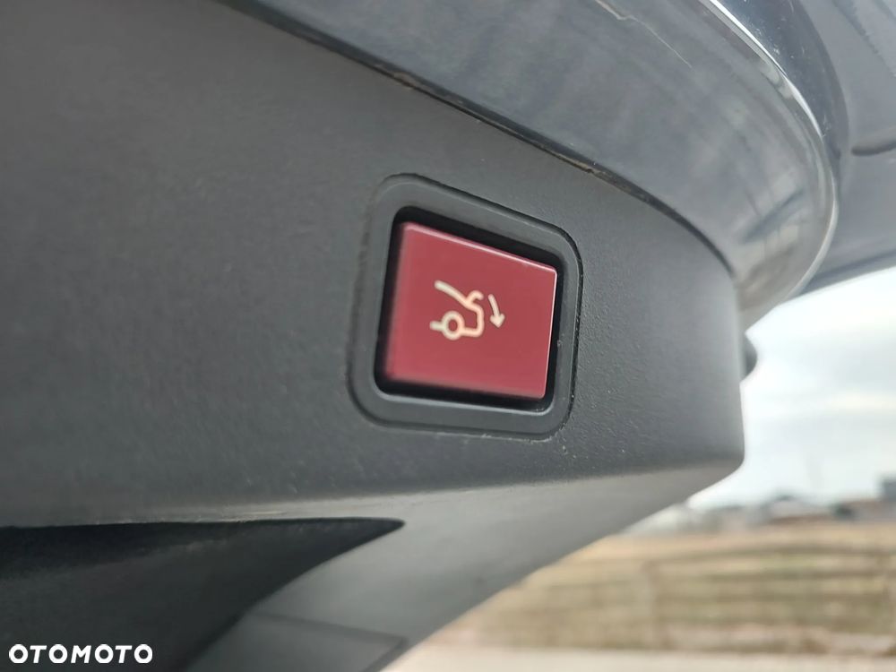 Citroën C5 2.0 HDi Exclusive - 33