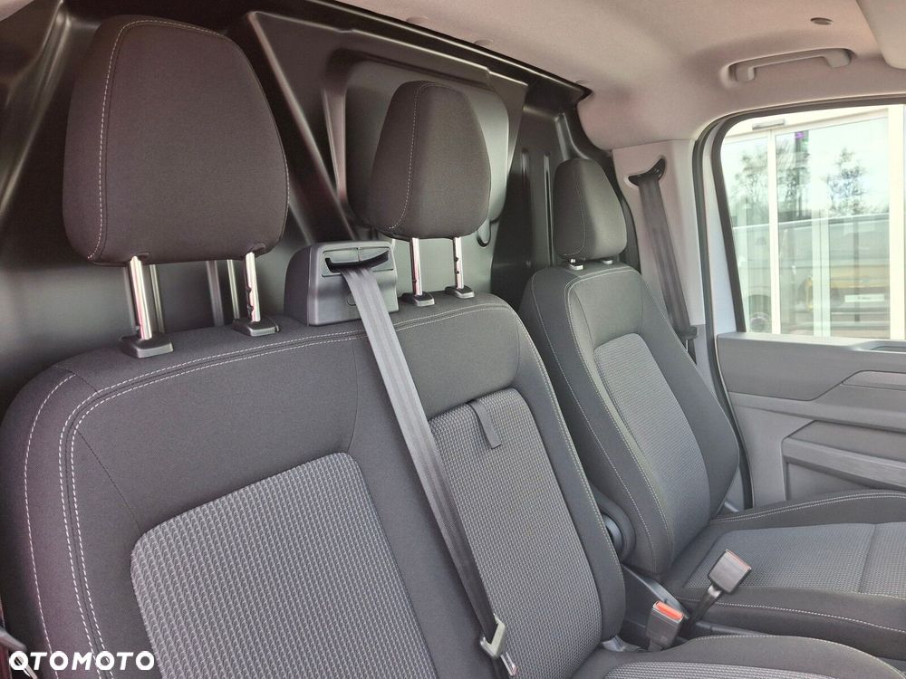 Volkswagen Transporter - 22