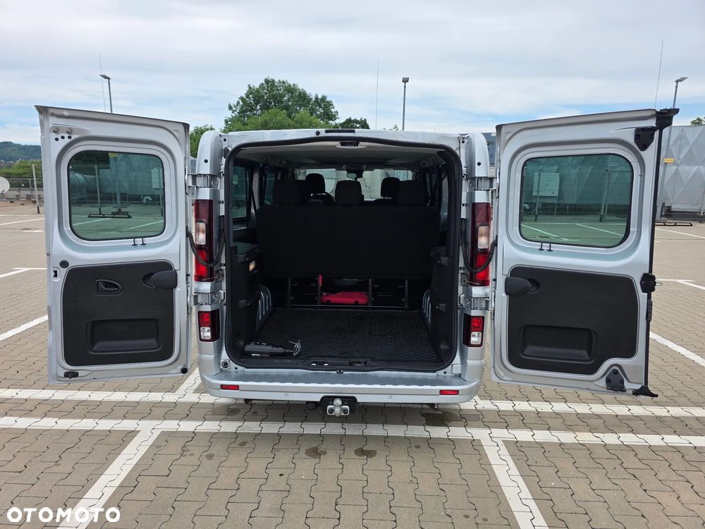 Renault Trafic 2.0 dCi EDC - 13