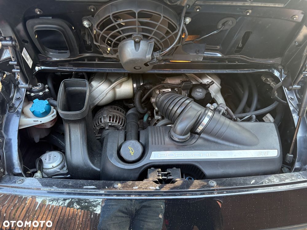 Porsche 911 Carrera 4 S Tiptronic - 22