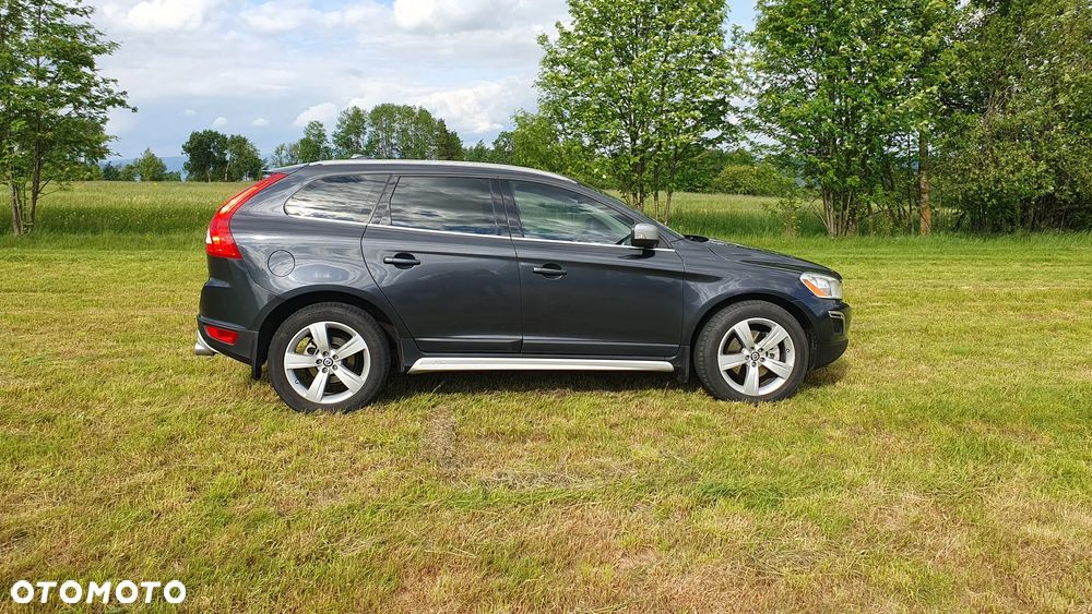 Volvo XC 60 D4 AWD Geartronic RDesign - 4