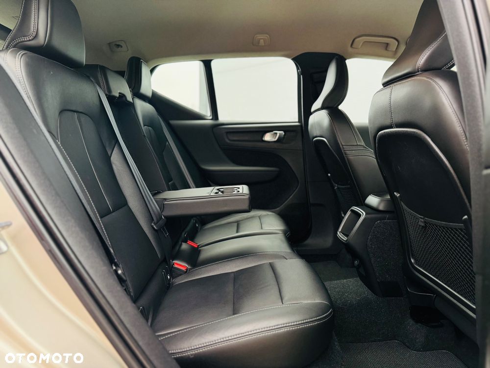 Volvo XC 40 D3 SCR Inscription - 32