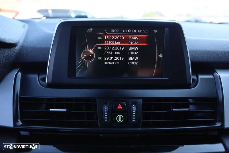 BMW 216 Active Tourer d Aut. Luxury Line - 12