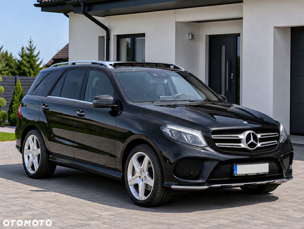 Mercedes-Benz GLE 350 d 4Matic 9G-TRONIC AMG Line - 2