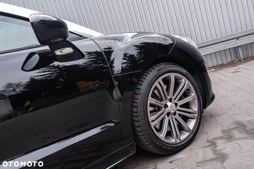 Peugeot RCZ 1.6 200 THP - 23