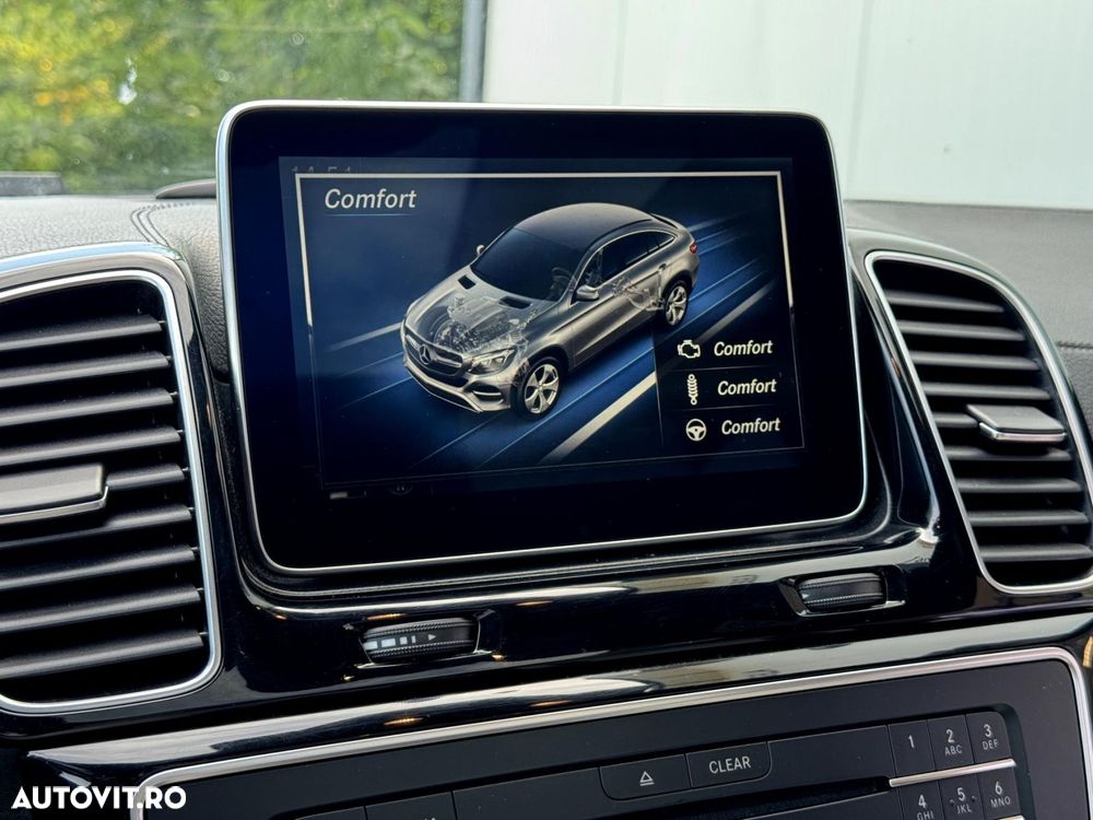 Mercedes-Benz GLE 350 d 4MATIC - 12