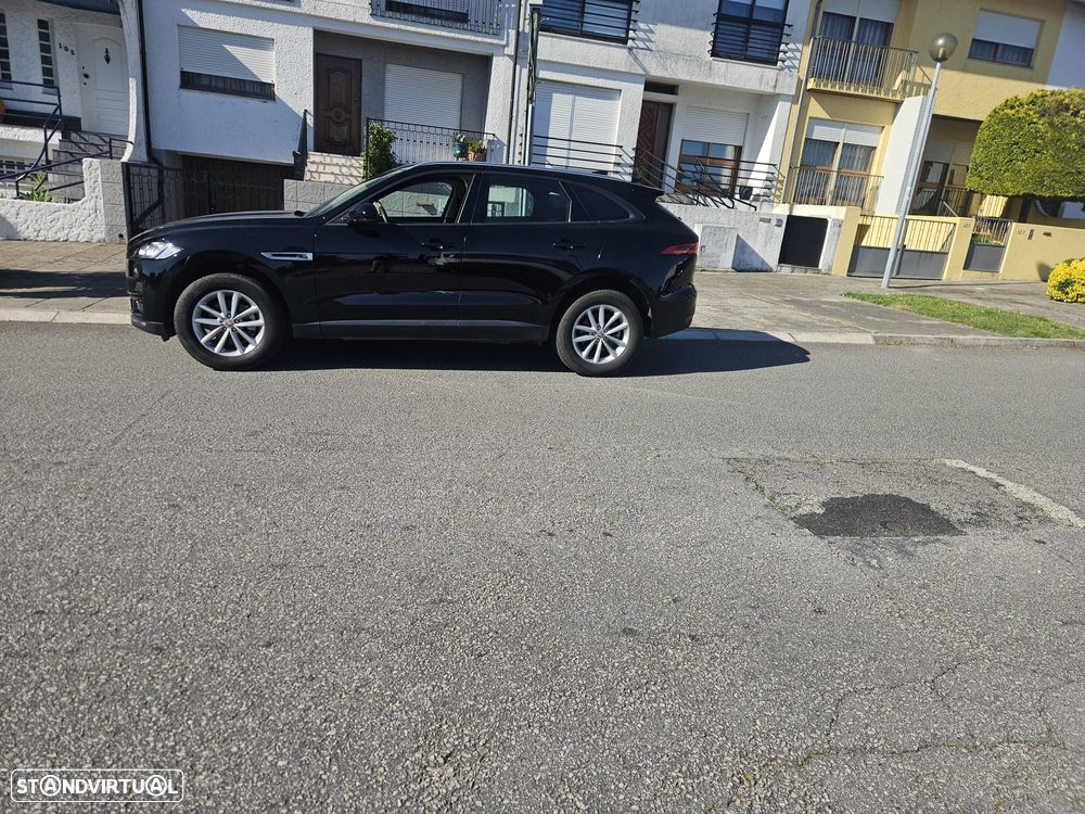 Jaguar F-Pace 2.0 i4D Pure - 3