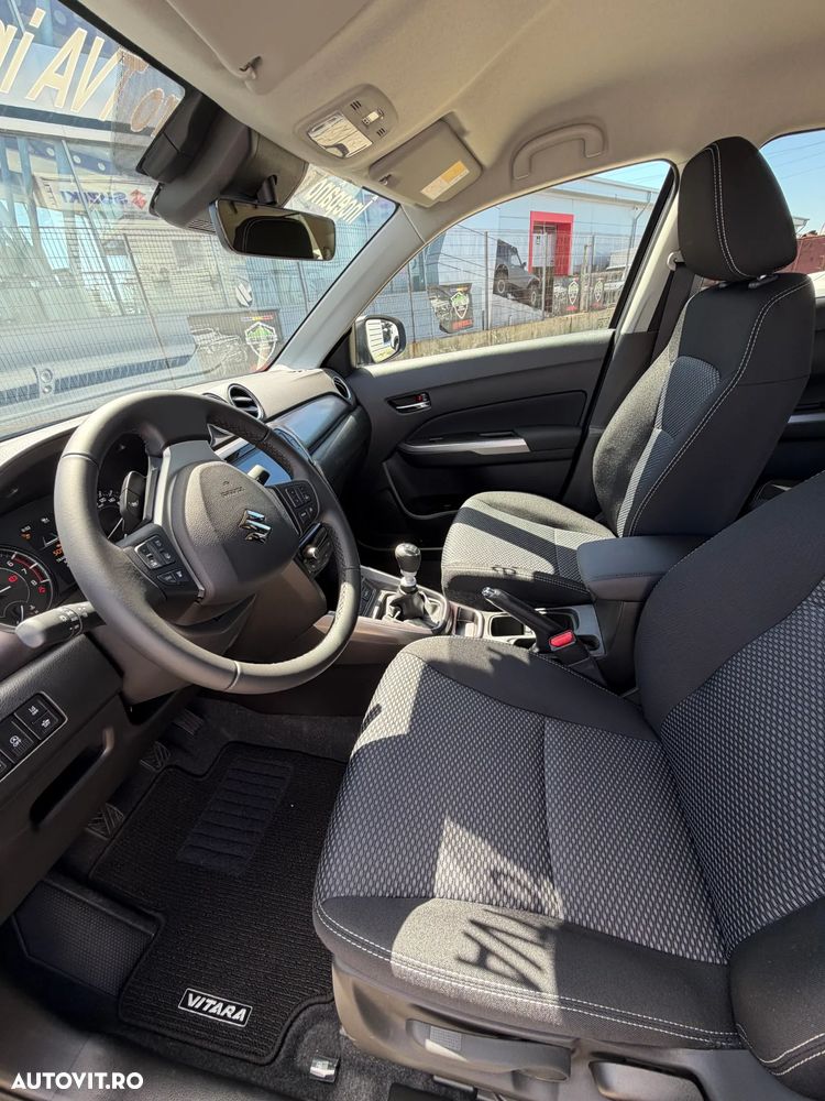 Suzuki Vitara 1.4 Boosterjet 6MT AllGrip MHEV Passion - 11