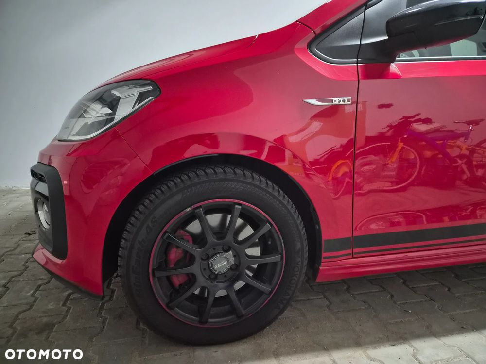 Volkswagen up! - 3