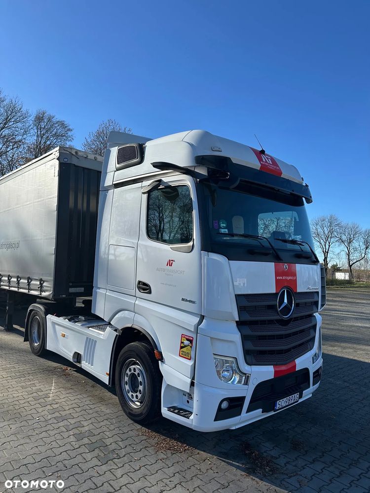 Mercedes-Benz 1845 - 2