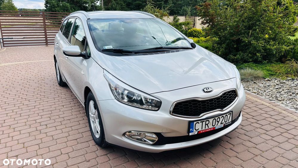 Kia Ceed - 1