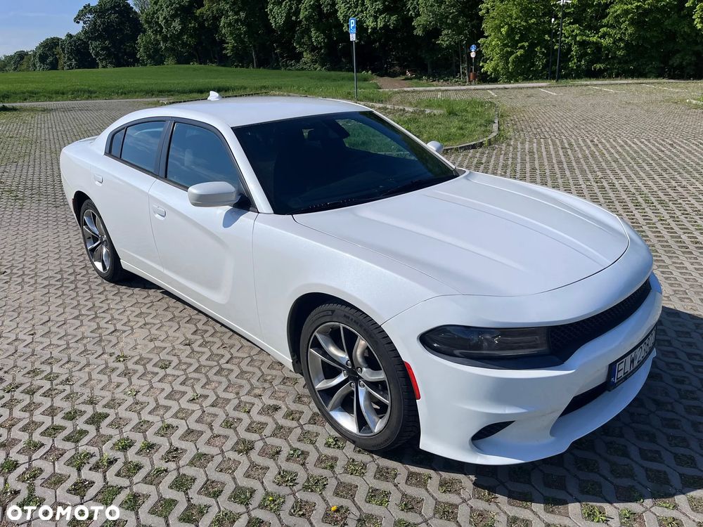 Dodge Charger - 3