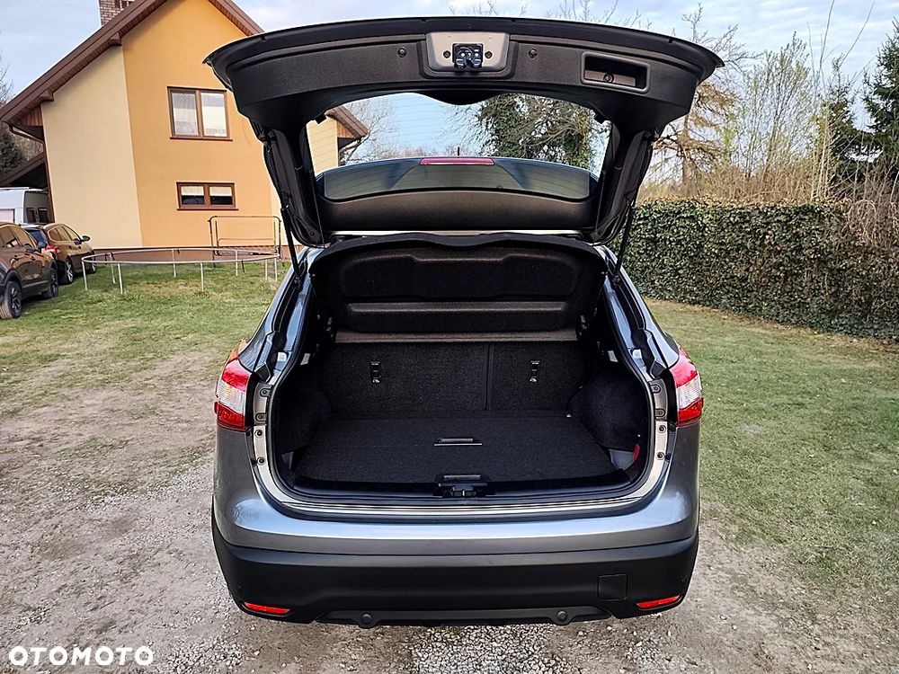 Nissan Qashqai 1.5 dCi DPF acenta - 24