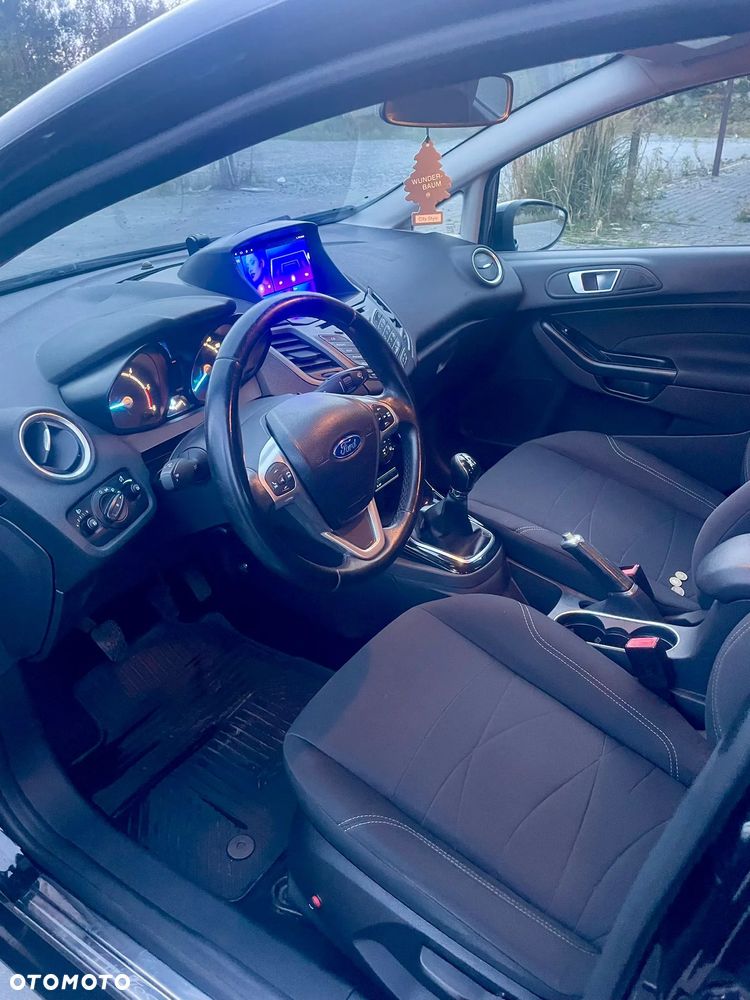Ford Fiesta - 8