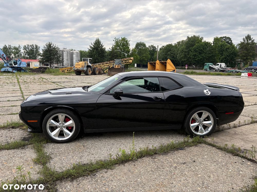 Dodge Challenger - 6