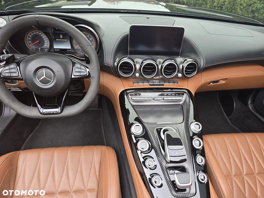 Mercedes-Benz AMG GT - 9