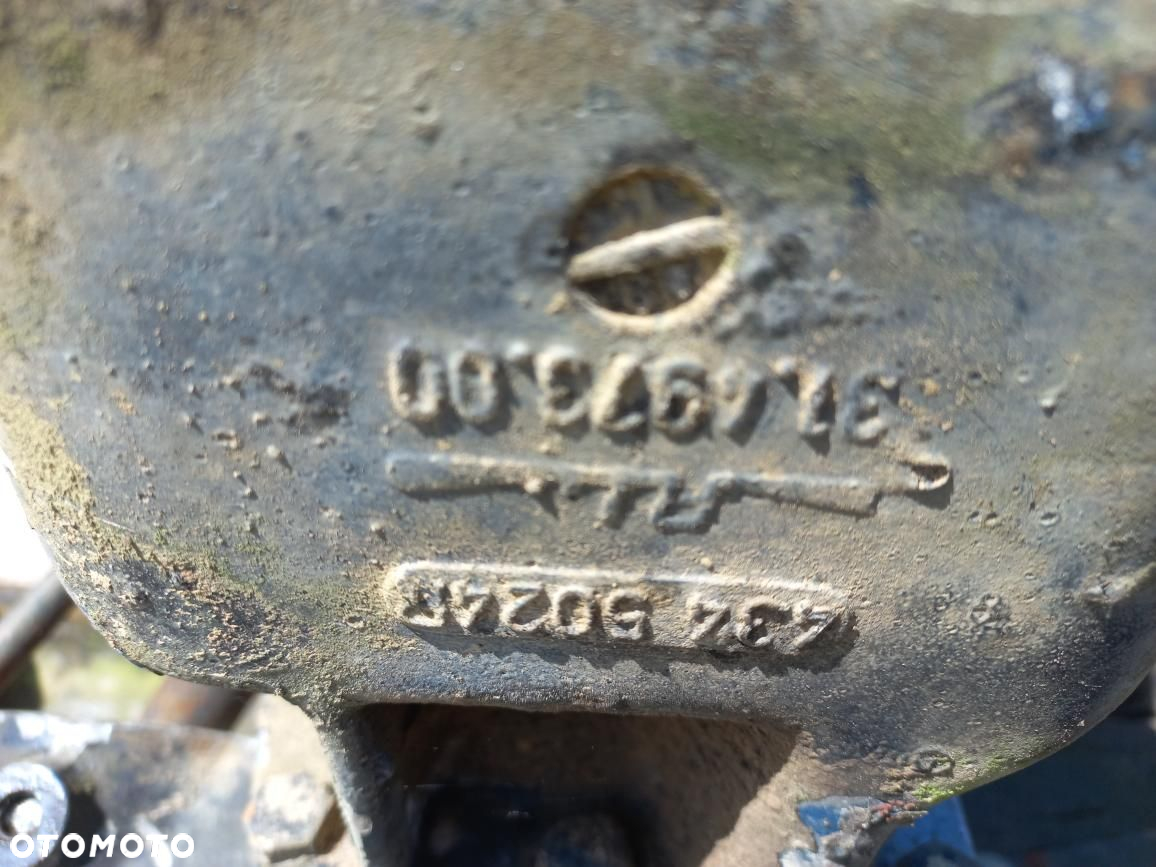 CZĘŚCI DO SKRZYNI BIEGÓW DEUTZ FAHR DX 6.05,6.10,6.30,4,50 .OBUDOWA,WAŁEK,SYNCHRONIZATOR,PRZESÓWKA,KOŁO ZĘBATE,ŁOŻYSKO,WYBIERAK,WIDEŁKI.PRZYSTAWKA NAPĘDU. - 2