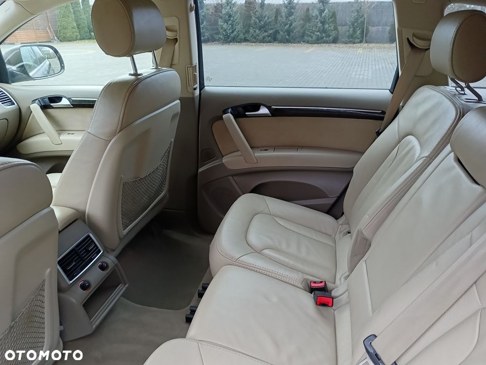 Audi Q7 - 6