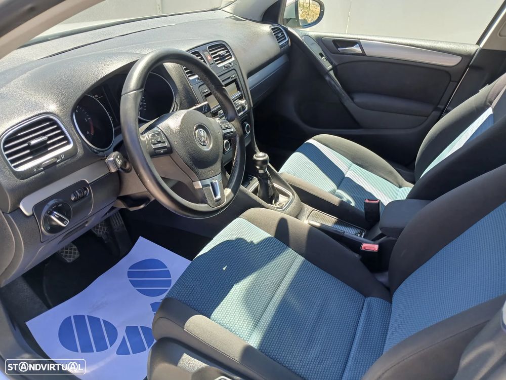 VW Golf 1.6 TDi Trendline BlueMotion - 16