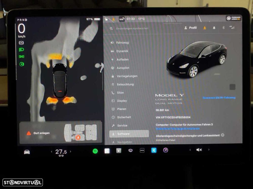 Tesla Model Y Long Range Dual Motor AWD - 9