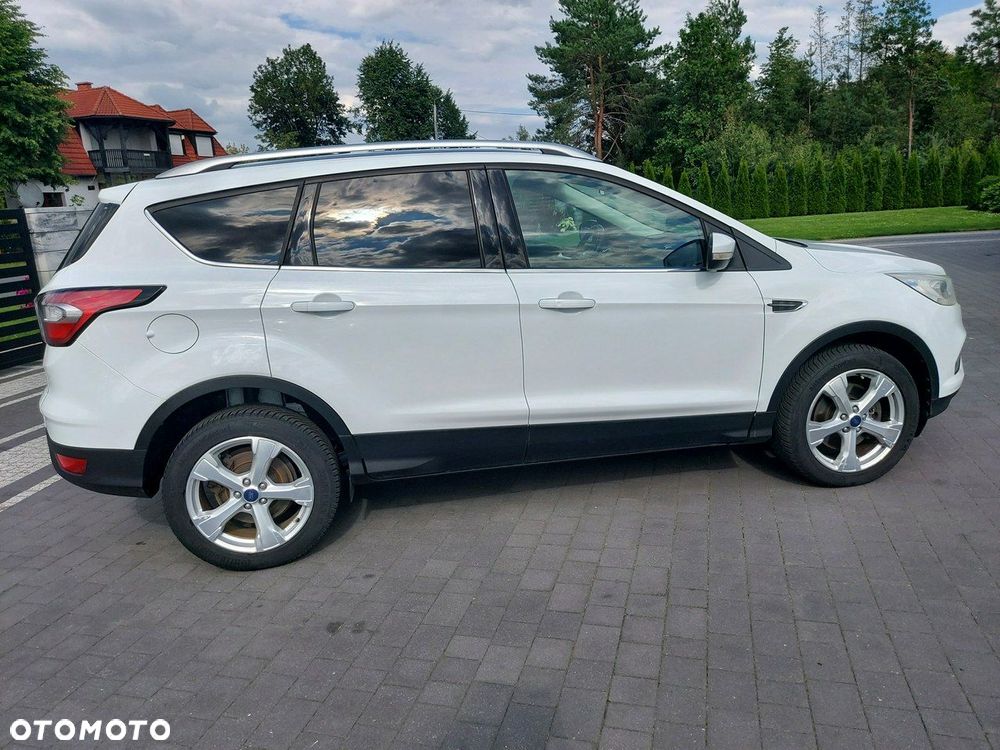 Ford Kuga - 9