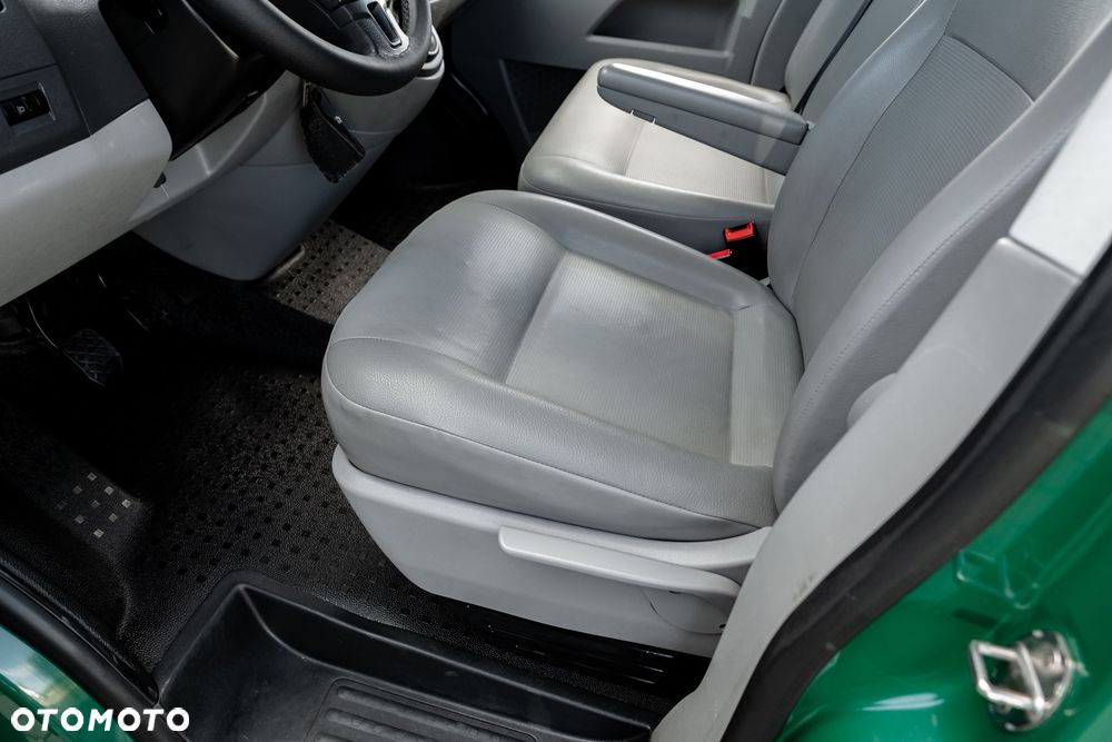Volkswagen Transporter - 19