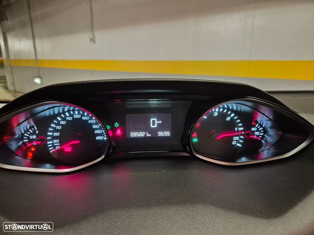 Peugeot 308 SW 1.6 BlueHDi Style - 19