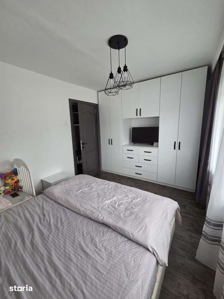 Apartament 3 camere complet renovat | Prundu, Pitești — fotografia 3