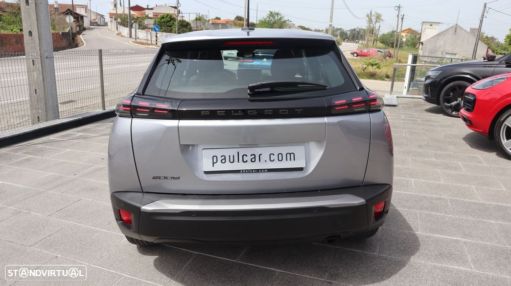Peugeot 2008 1.2 PureTech Style - 4