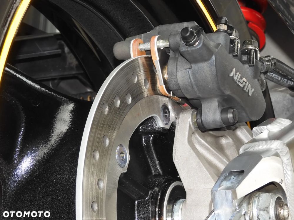 Honda X11 - 16